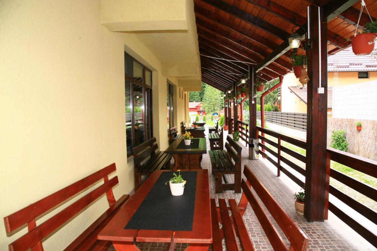 Pension Valeria Voronet Exterior foto