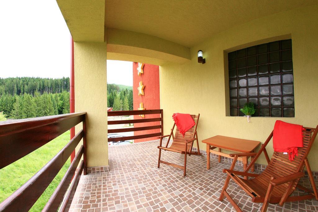 Pension Valeria Voronet Exterior foto